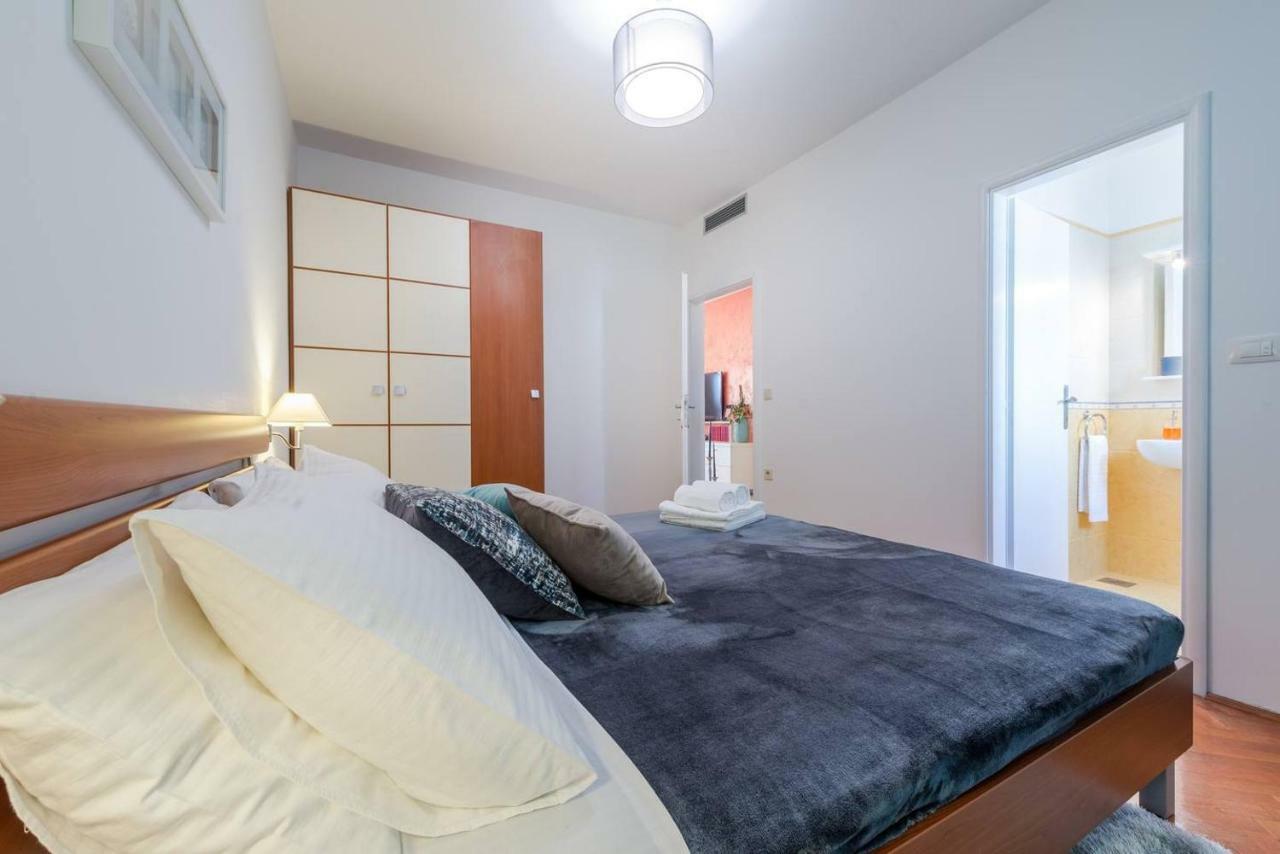 Luxury Apartment Tara ดูบรอฟนิก ภายนอก รูปภาพ